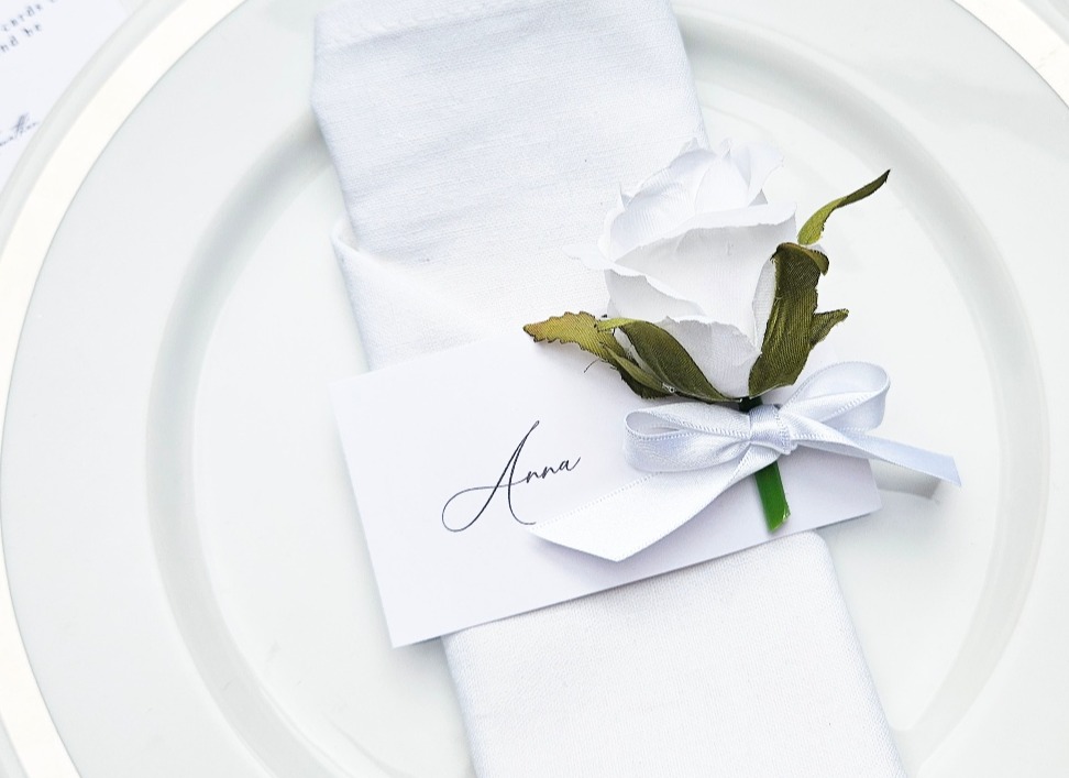 Placecards-artificialrose-white4-1